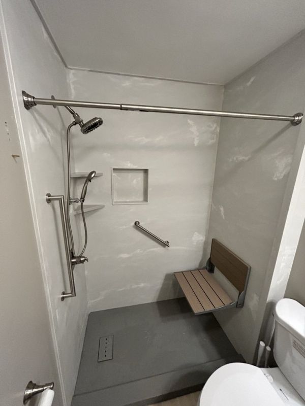 Top Tub To Shower Conversion Companies in Des Plaines, IL